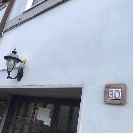 Mela'S House B Apartment Колеферо Екстериор снимка