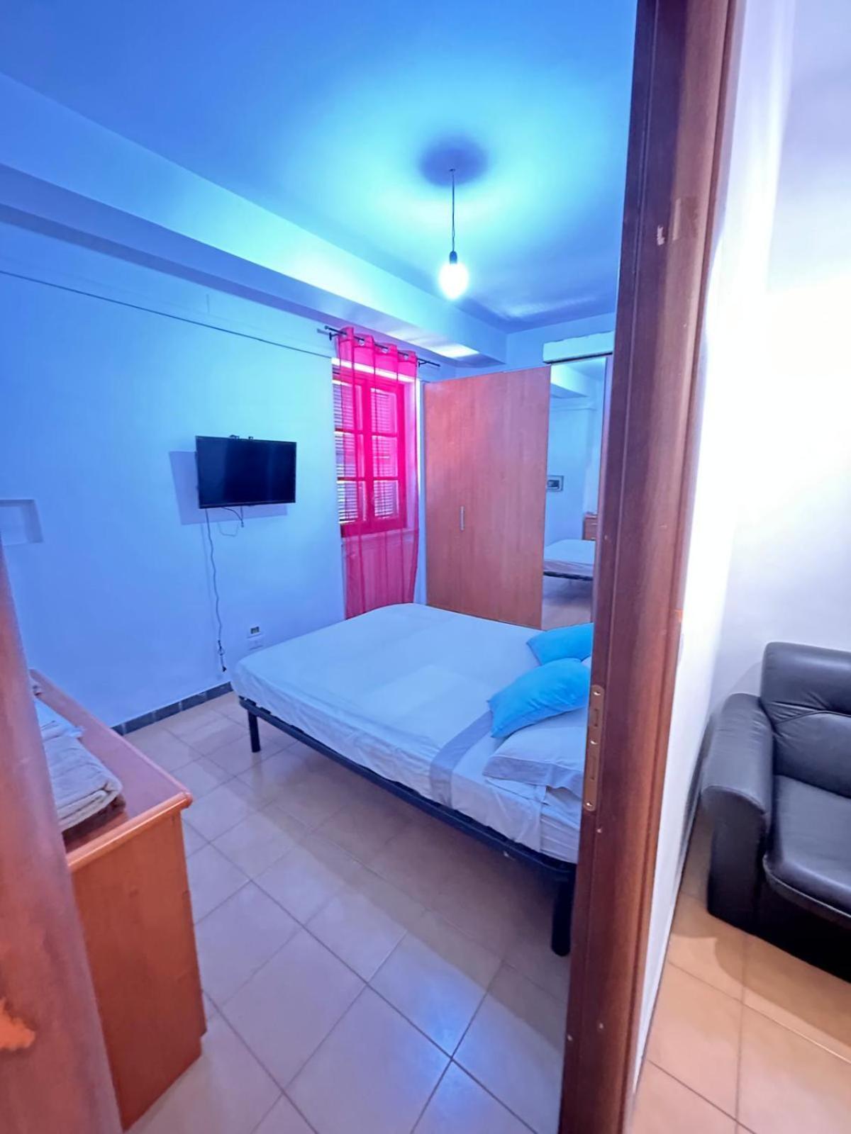 Mela'S House B Apartment Колеферо Екстериор снимка